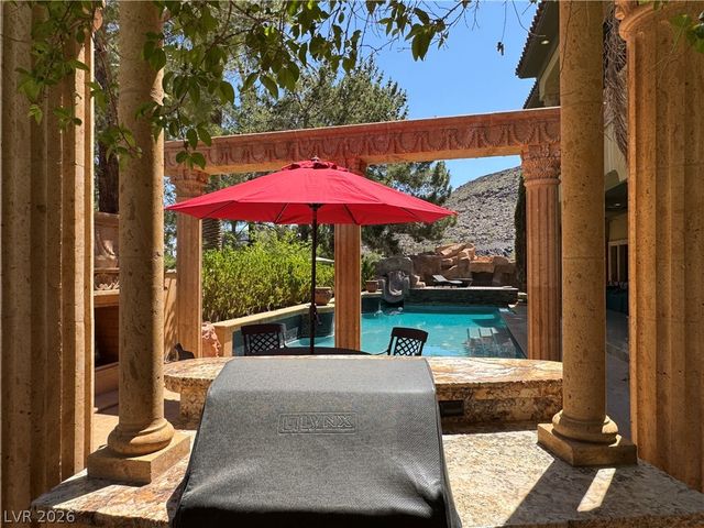 1800 Amarone Way, Henderson, NV 89012
