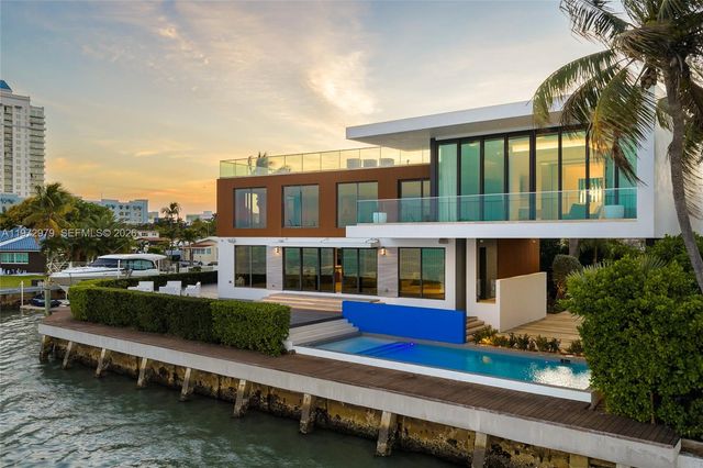 1270 NE 82nd St, Miami, FL 33138