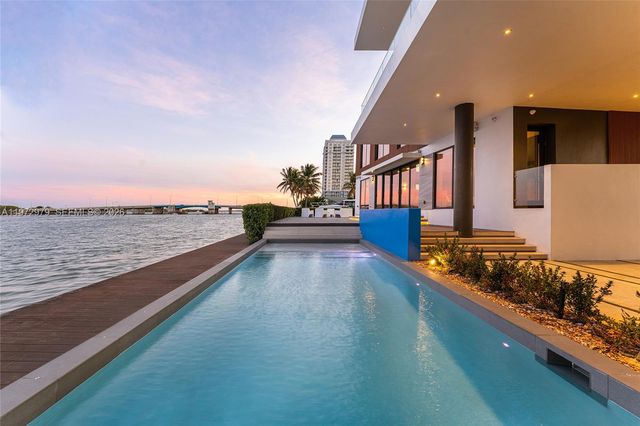 1270 NE 82nd St, Miami, FL 33138