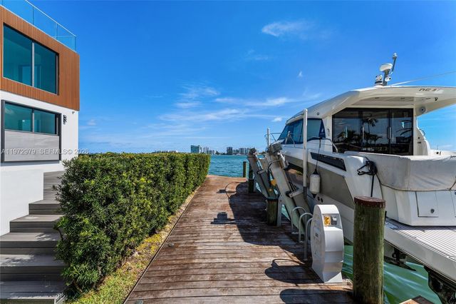 1270 NE 82nd St, Miami, FL 33138