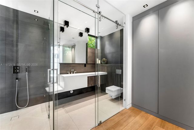 1270 NE 82nd St, Miami, FL 33138