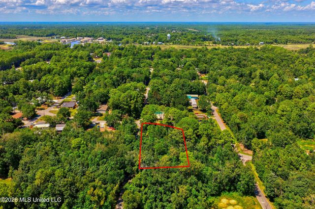 1808 S 8th Street, Ocean Springs, MS 39564