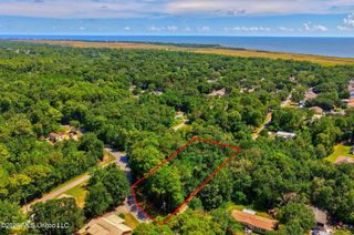 1808 S 8th Street, Ocean Springs, MS 39564