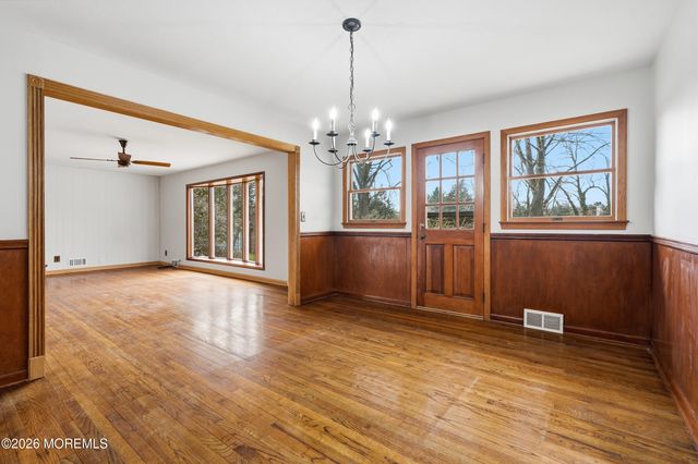 111 Harbor Green Circle, Lincroft, NJ 07738