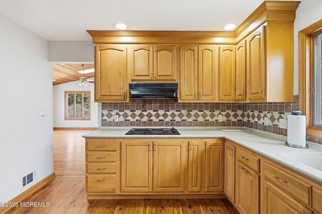 111 Harbor Green Circle, Lincroft, NJ 07738