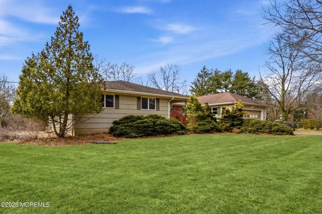 111 Harbor Green Circle, Lincroft, NJ 07738