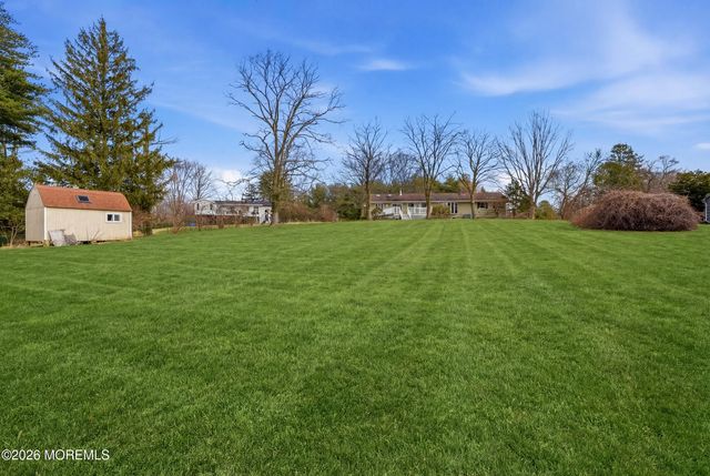 111 Harbor Green Circle, Lincroft, NJ 07738