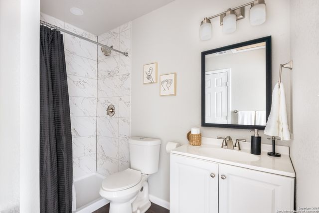 434 Pinewood Ln, San Antonio, TX 78216