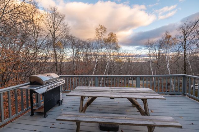 12 Lilla Lane, Wilmington, VT 05363