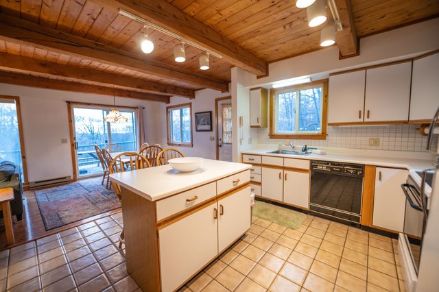 12 Lilla Lane, Wilmington, VT 05363