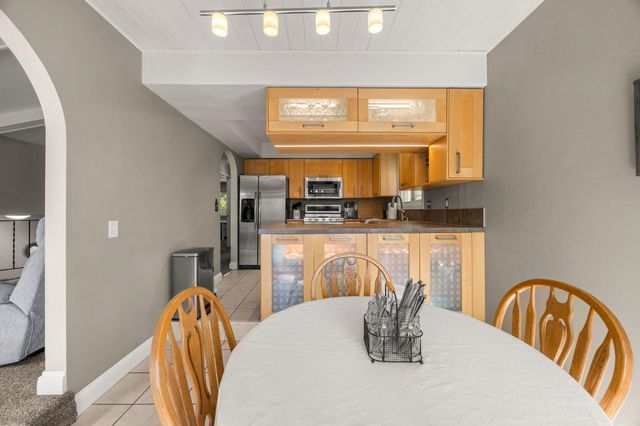 650 Gramsie Road, Shoreview, MN 55126