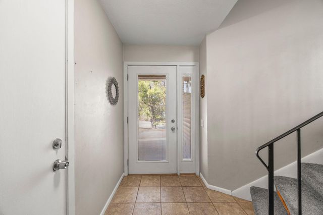 650 Gramsie Road, Shoreview, MN 55126