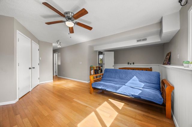 650 Gramsie Road, Shoreview, MN 55126