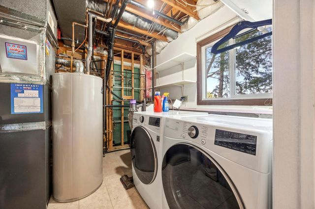 650 Gramsie Road, Shoreview, MN 55126