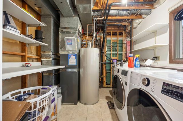 650 Gramsie Road, Shoreview, MN 55126