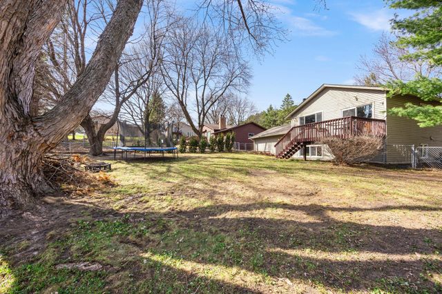 650 Gramsie Road, Shoreview, MN 55126