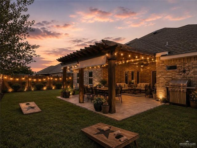 1000 S Flag Street, Pharr, TX 78577