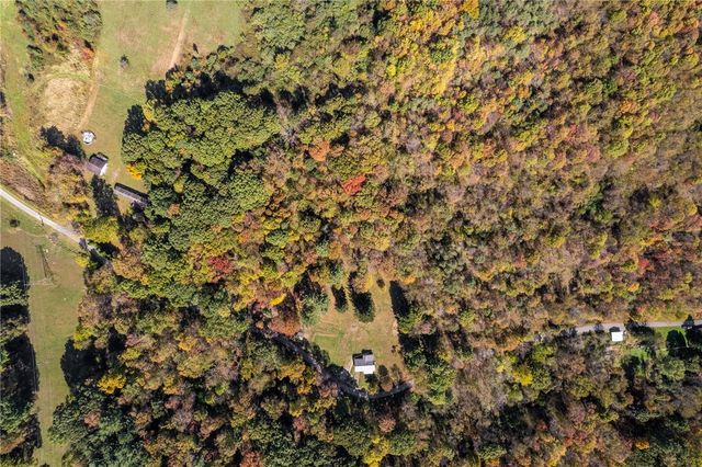 482 Cole Rd, Wayne Twp, PA 16101