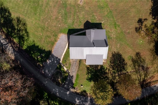 482 Cole Rd, Wayne Twp, PA 16101