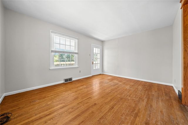 482 Cole Rd, Wayne Twp, PA 16101