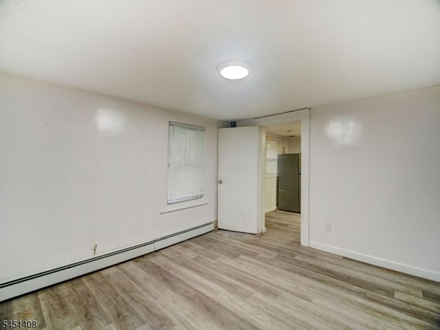54 N 4Th St, Paterson City, NJ 07522
