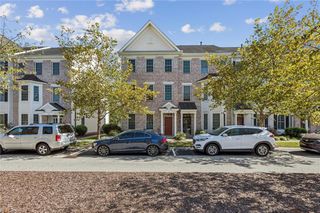 114 Peyton Randolph DR, Yorktown, VA 23692