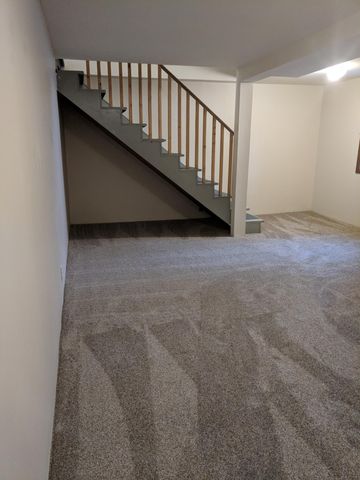 906 Irvine Avenue NW, Bemidji, MN 56601