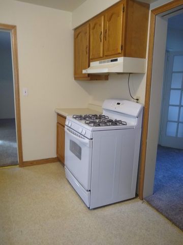 906 Irvine Avenue NW, Bemidji, MN 56601