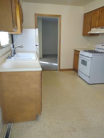 906 Irvine Avenue NW, Bemidji, MN 56601