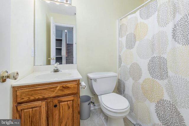 147 TRADEWINDS DR, Mount Royal, NJ 08061