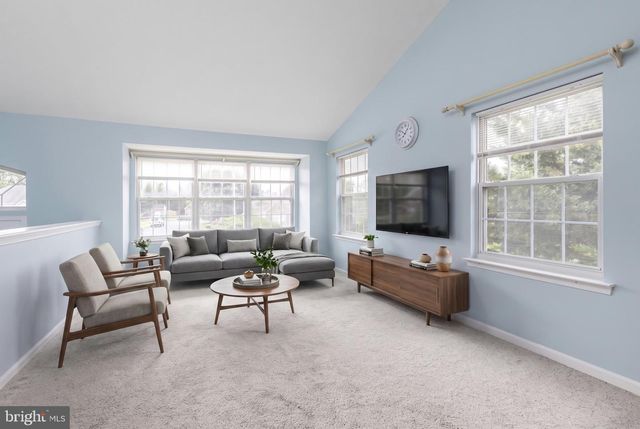 147 TRADEWINDS DR, Mount Royal, NJ 08061