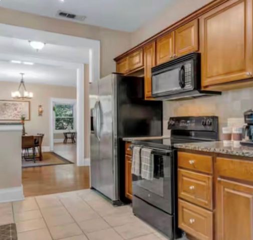 4303 Vandelia Street, Dallas, TX 75219