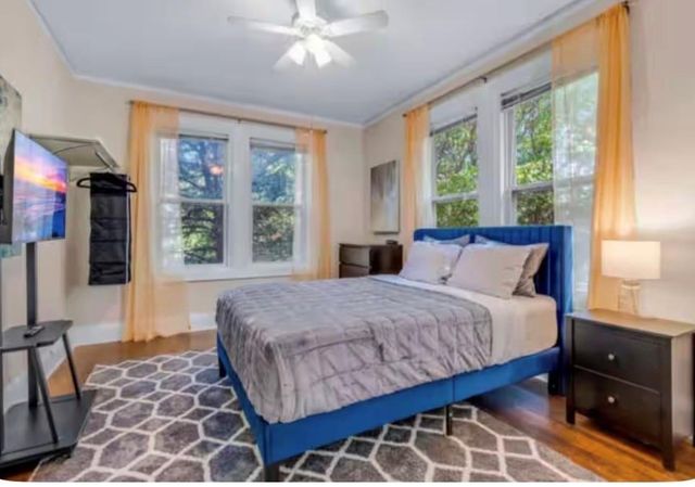 4303 Vandelia Street, Dallas, TX 75219