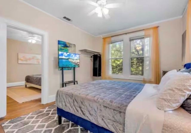 4303 Vandelia Street, Dallas, TX 75219
