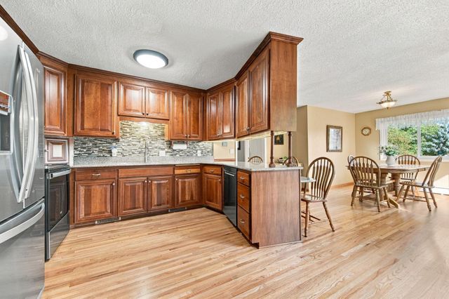 8792 154th Street W, Prior Lake, MN 55372