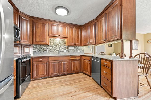 8792 154th Street W, Prior Lake, MN 55372