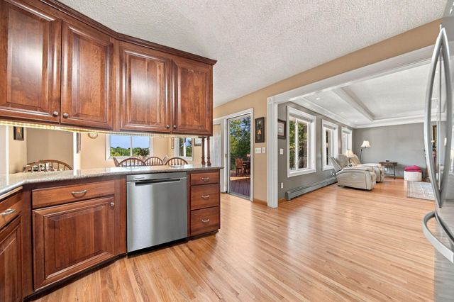 8792 154th Street W, Prior Lake, MN 55372
