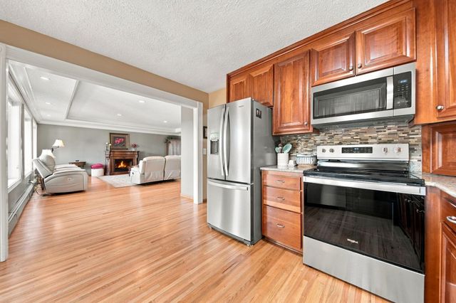 8792 154th Street W, Prior Lake, MN 55372