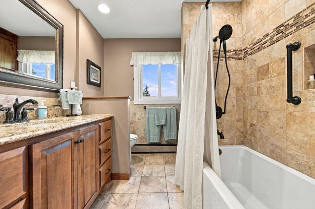 8792 154th Street W, Prior Lake, MN 55372