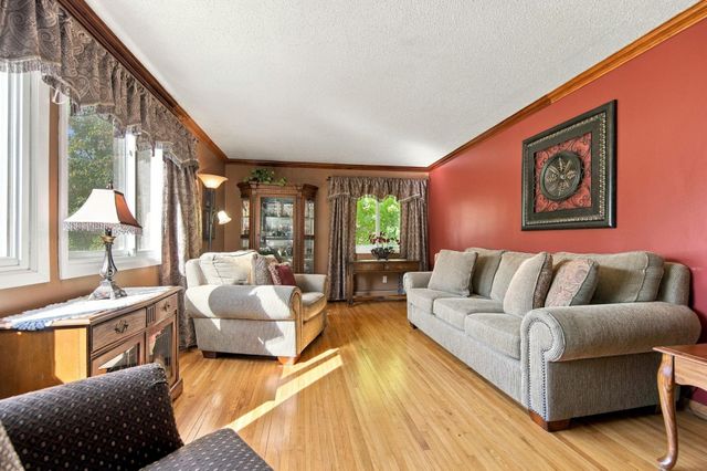 8792 154th Street W, Prior Lake, MN 55372