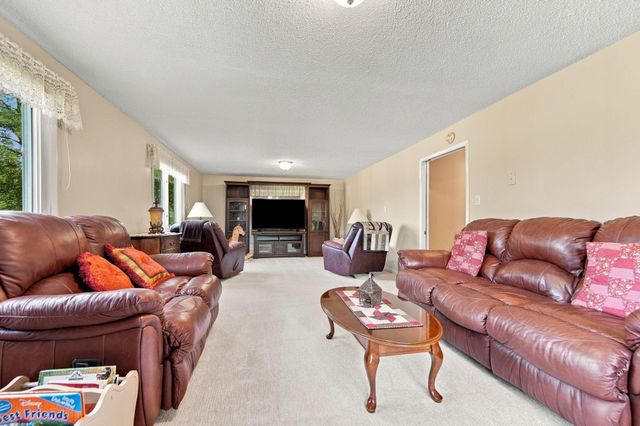 8792 154th Street W, Prior Lake, MN 55372