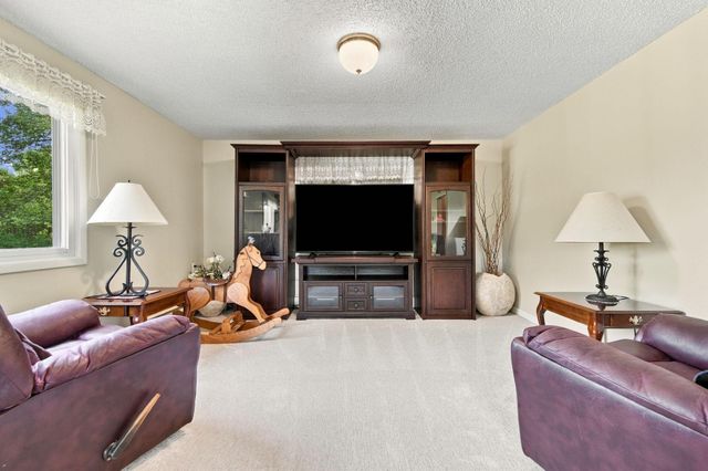 8792 154th Street W, Prior Lake, MN 55372