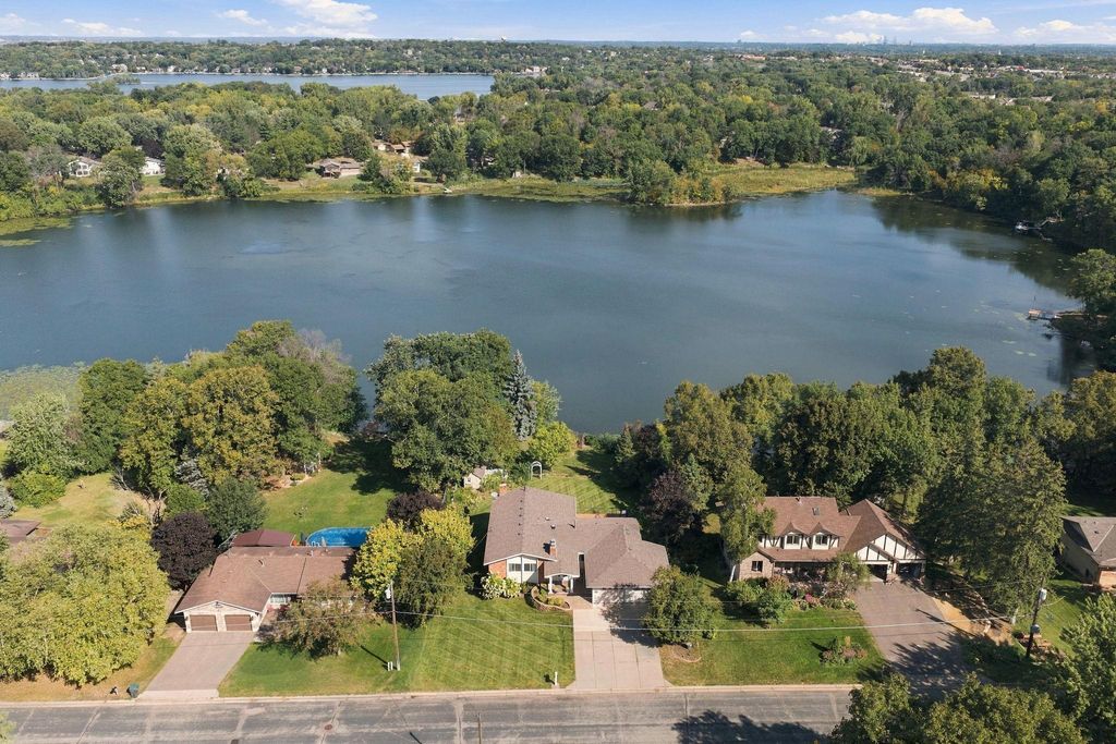 8792 154th Street W, Prior Lake, MN 55372 — exterior