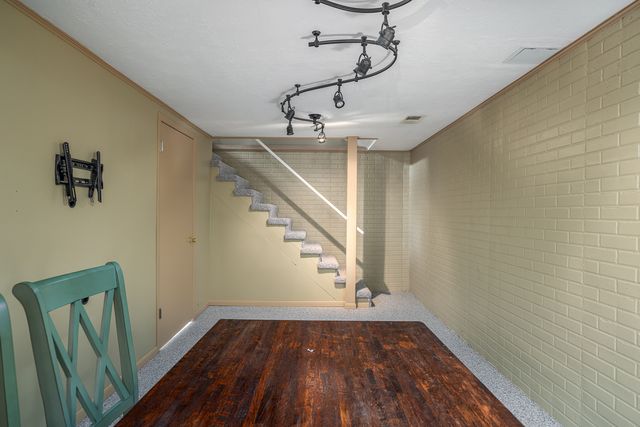 1245 Denniston Avenue, Bettendorf, IA 52722