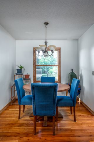 1245 Denniston Avenue, Bettendorf, IA 52722
