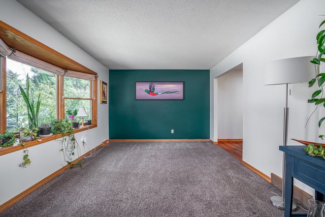 1245 Denniston Avenue, Bettendorf, IA 52722