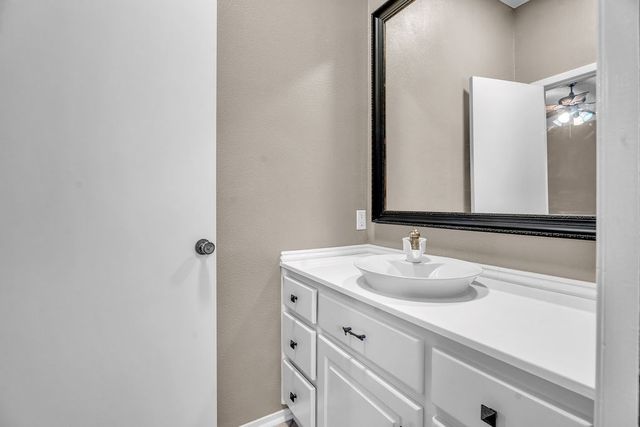 10 Glenwick Cove, Big Spring, TX 79720