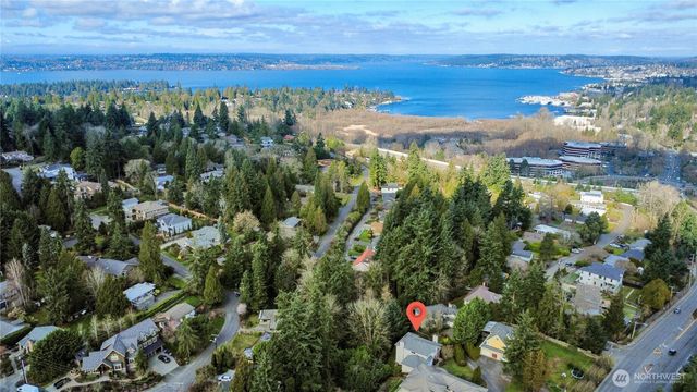 3049 Bellevue Way NE, Bellevue, WA 98004