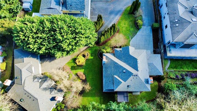 3049 Bellevue Way NE, Bellevue, WA 98004