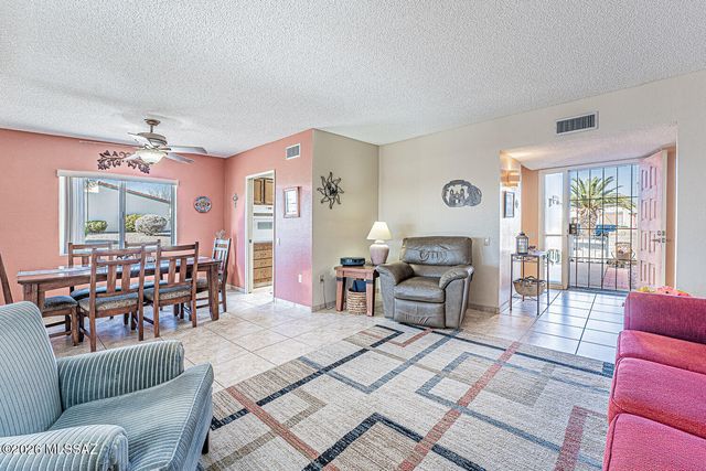 1117 W Camino Sagasta, Green Valley, AZ 85622